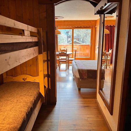Residence Hôtelière La Renardiere Samoëns Esterno foto